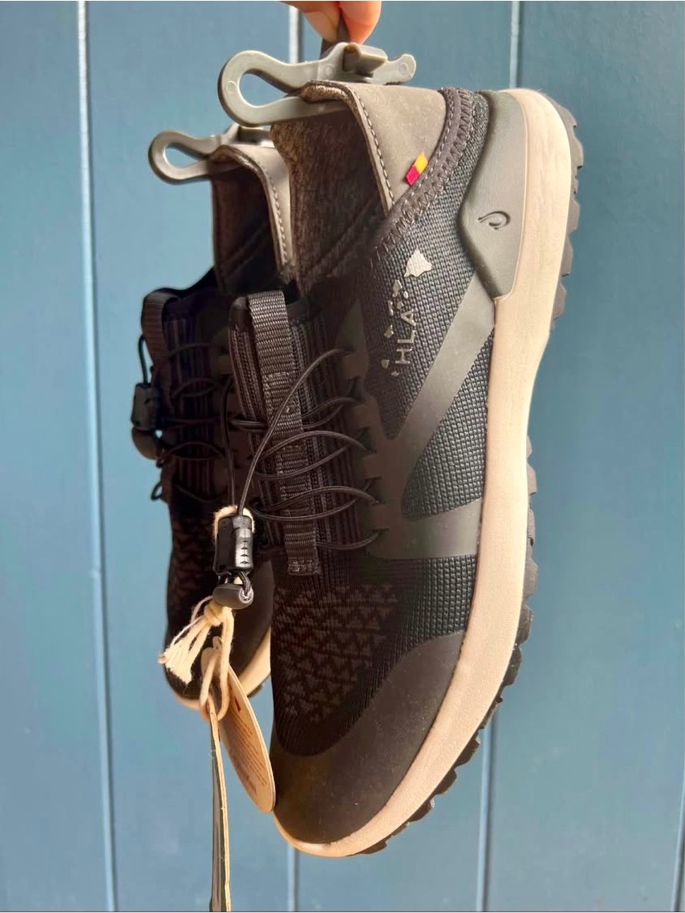 OluKai Women’s 6 Miki Trainer in Lava Rock/Dark Shadow NWT!